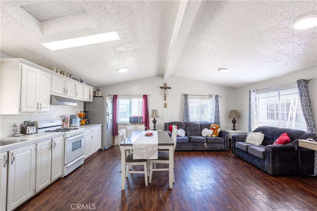 13102 Partridge Street 20