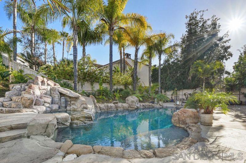 29487 Georgetown Ln