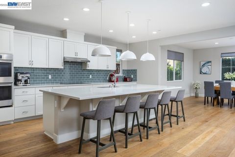 436 436 Wayland Loop Livermore CA 94550