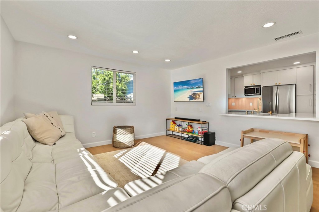 ORANGE - Residential