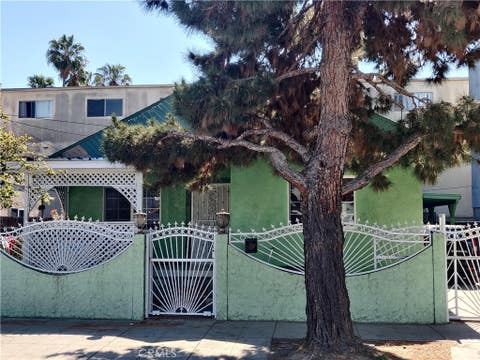 Photo of 636 E 7th Street, Long Beach, CA 90813 (MLS # RS26135112)