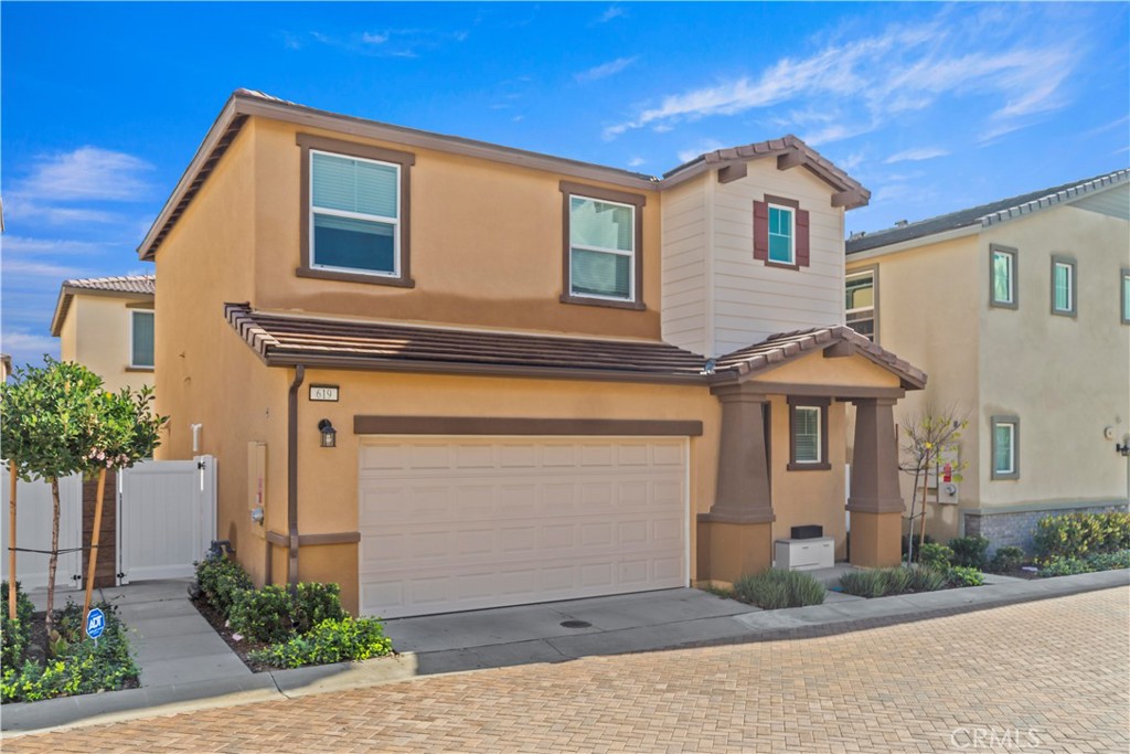 619 E Joseph Privado