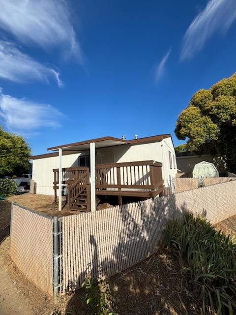 8825 Old Sacramento Road 7