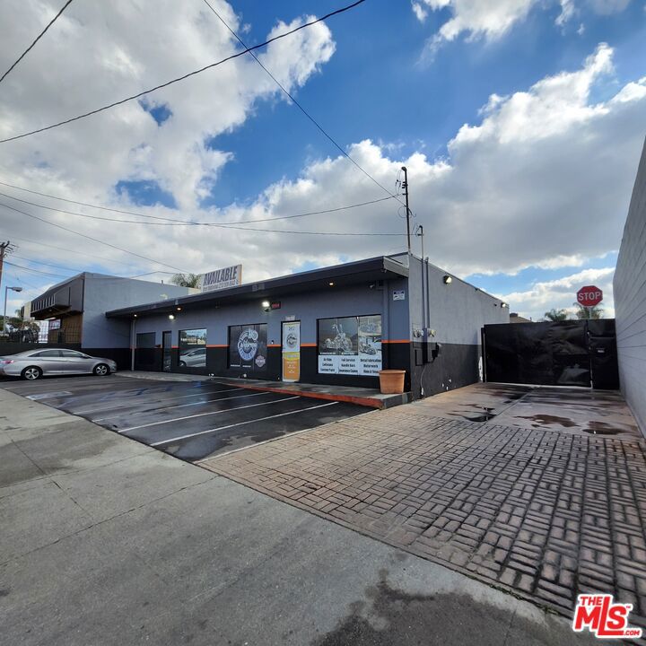 2446 2452 Durfee Avenue