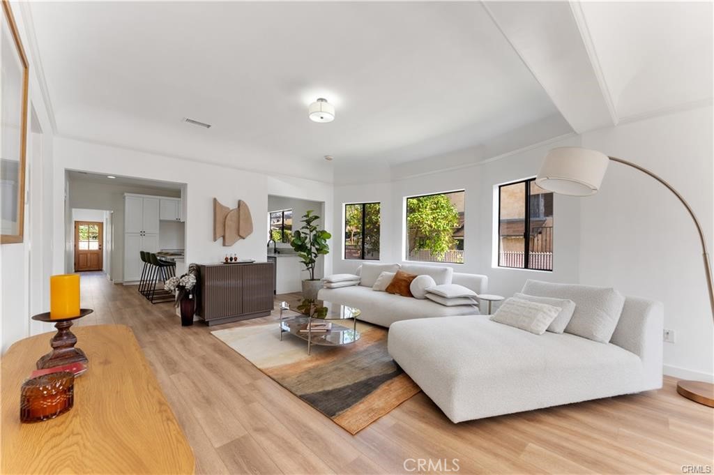 137 E Avenue 42