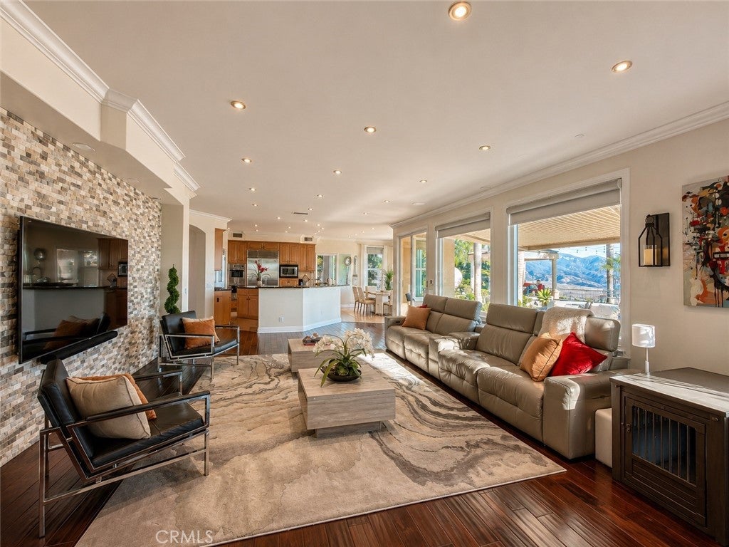 26970 Abbey Glen