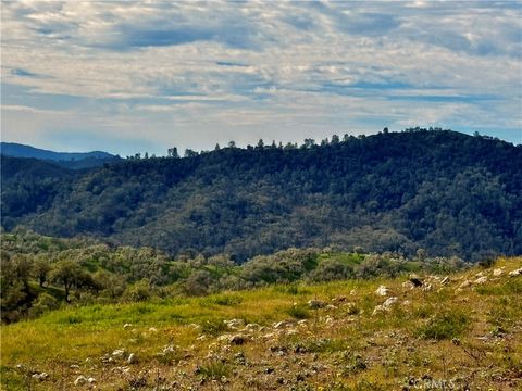 Photo of 3260 Timberline drive Dr, Paso Robles, CA 93446 (MLS # NS26036947)