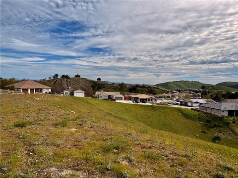 Tiny photo for 3260 Timberline drive Dr, Paso Robles, CA 93446 (MLS # NS26036947)