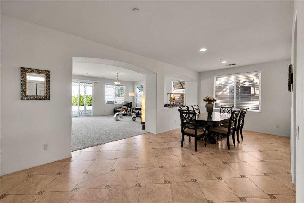 1290 Esperanza Trail