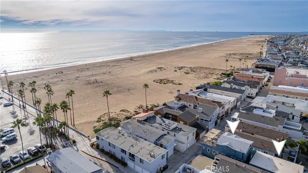 417 E Balboa Boulevard