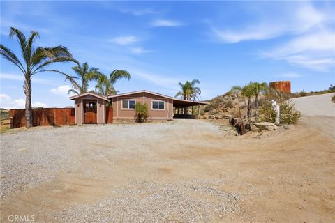 Photo of 40100 Owl Valley RD, Temecula, CA 92592 (MLS # SW26107867)