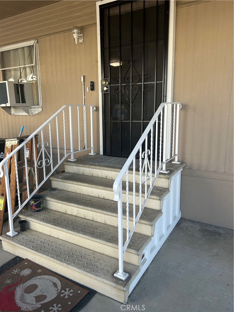 301 E Foothill Boulevard 101