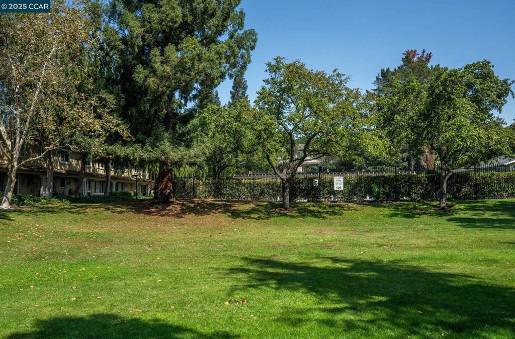 FOUNTAINHEAD GAR - Residential