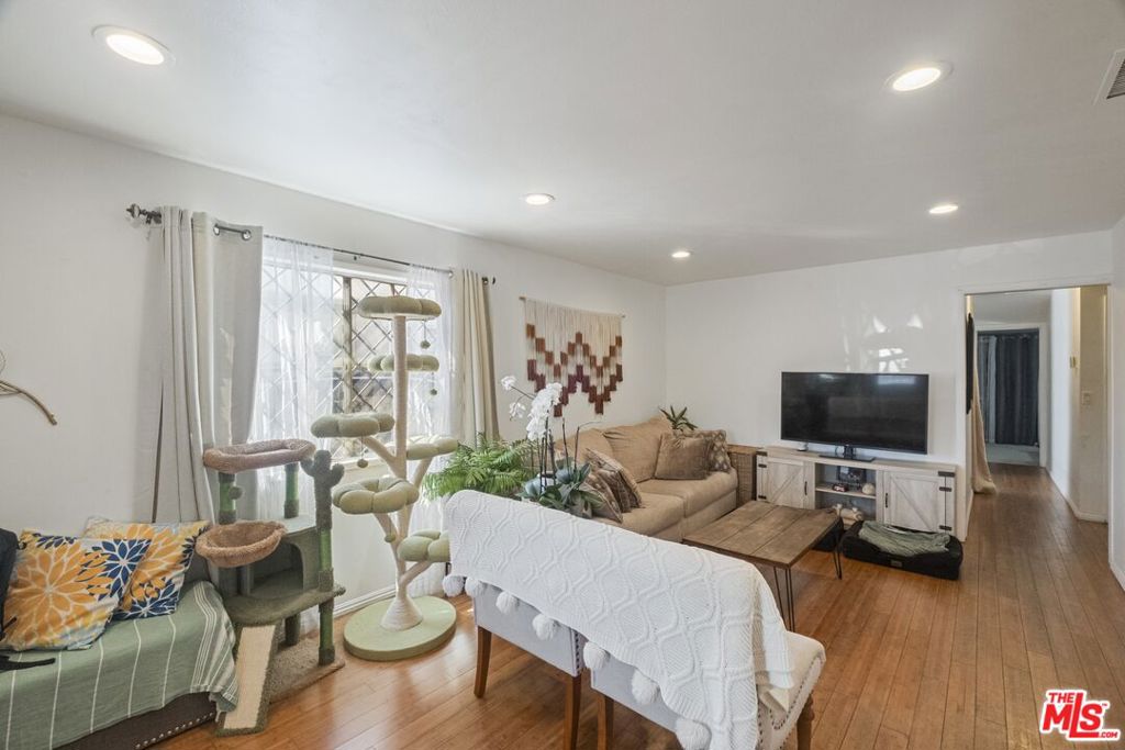 3128 Vera Avenue, Los Angeles CA 90034