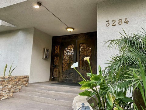 Photo of 3284 Barham BLVD #304, Los Angeles, CA 90068 (MLS # PW26139166)