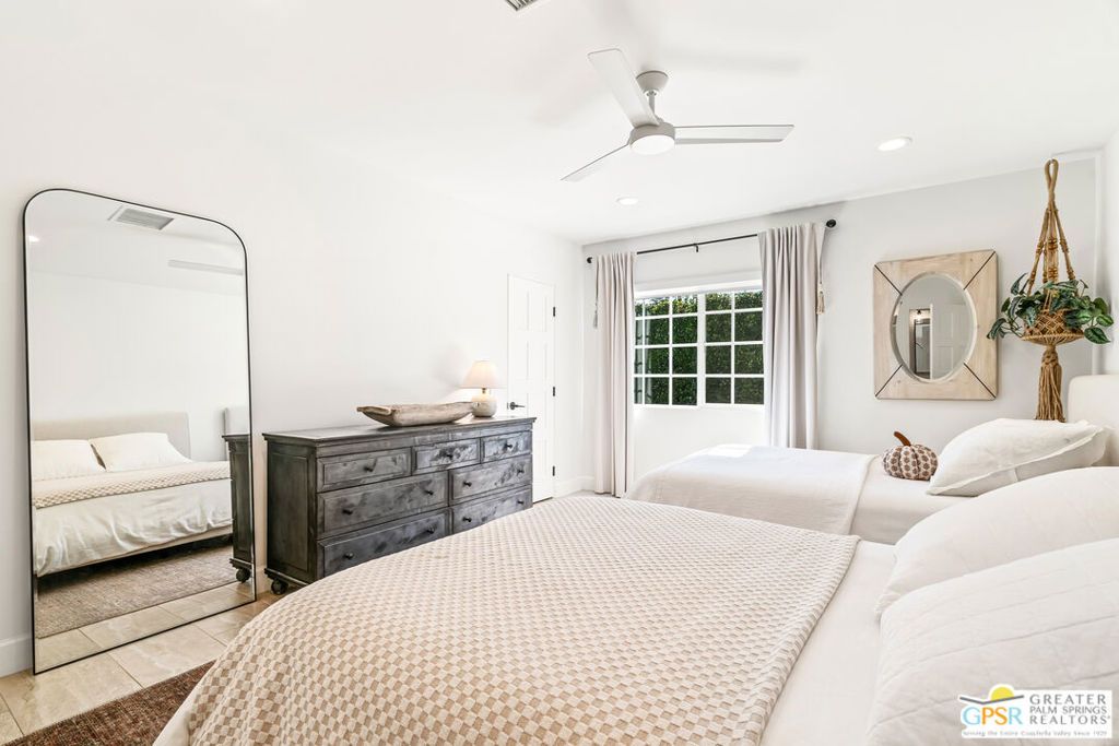 listing image 130726254341963410856