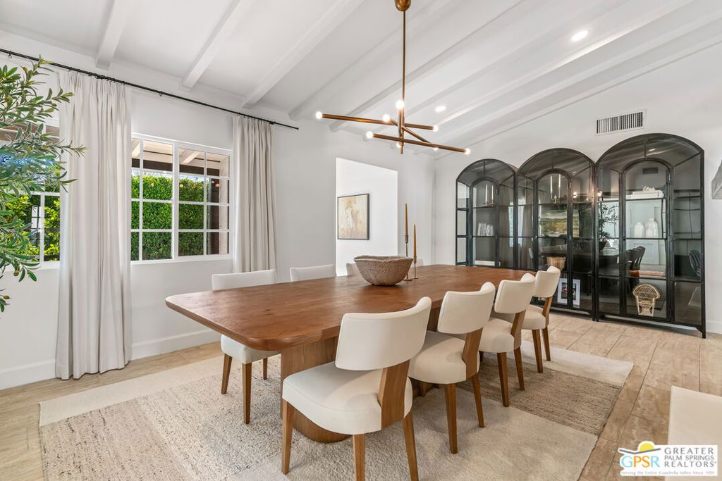 listing image 130722713250203133605