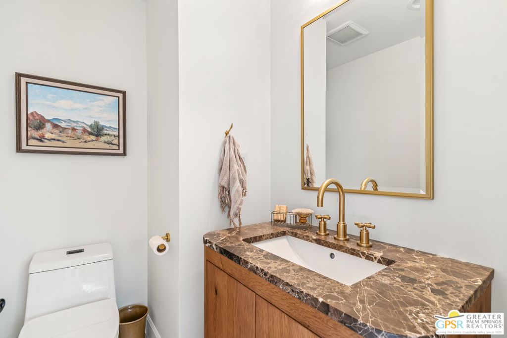 listing image 130729622383535180962