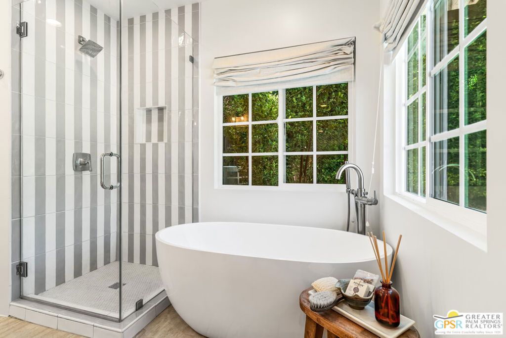 listing image 130721895132065275968