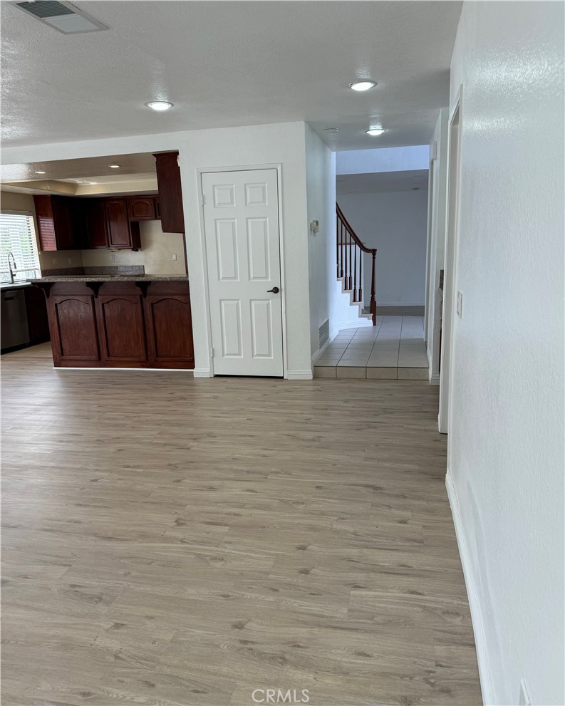 OTHR - Residential Lease
