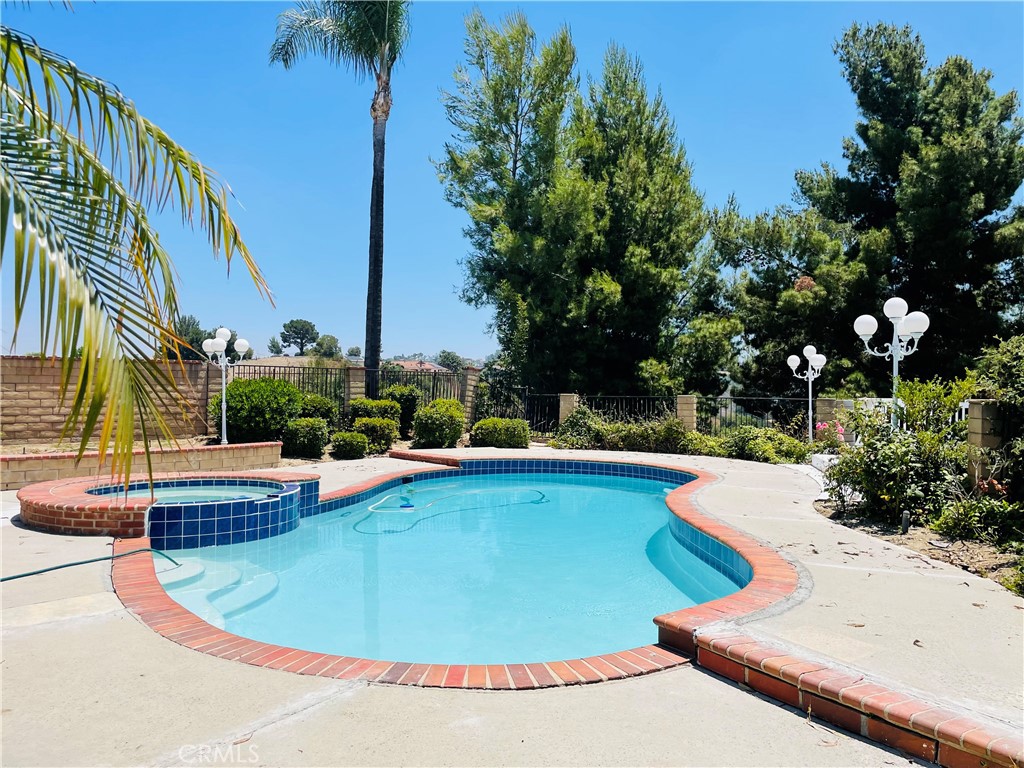 OTHR - Residential Lease