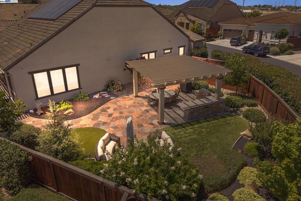 TRILOGY VINEYARDS - Residential