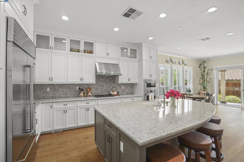 TRILOGY VINEYARDS - Residential