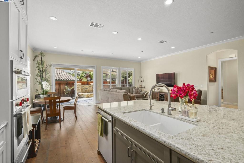 TRILOGY VINEYARDS - Residential