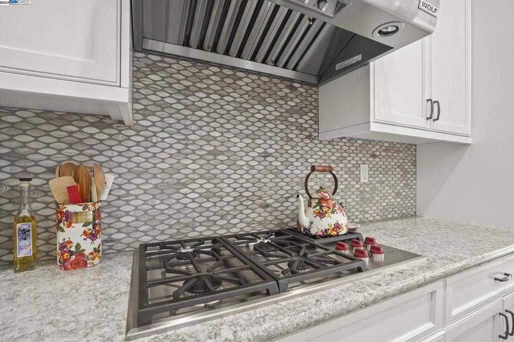 TRILOGY VINEYARDS - Residential