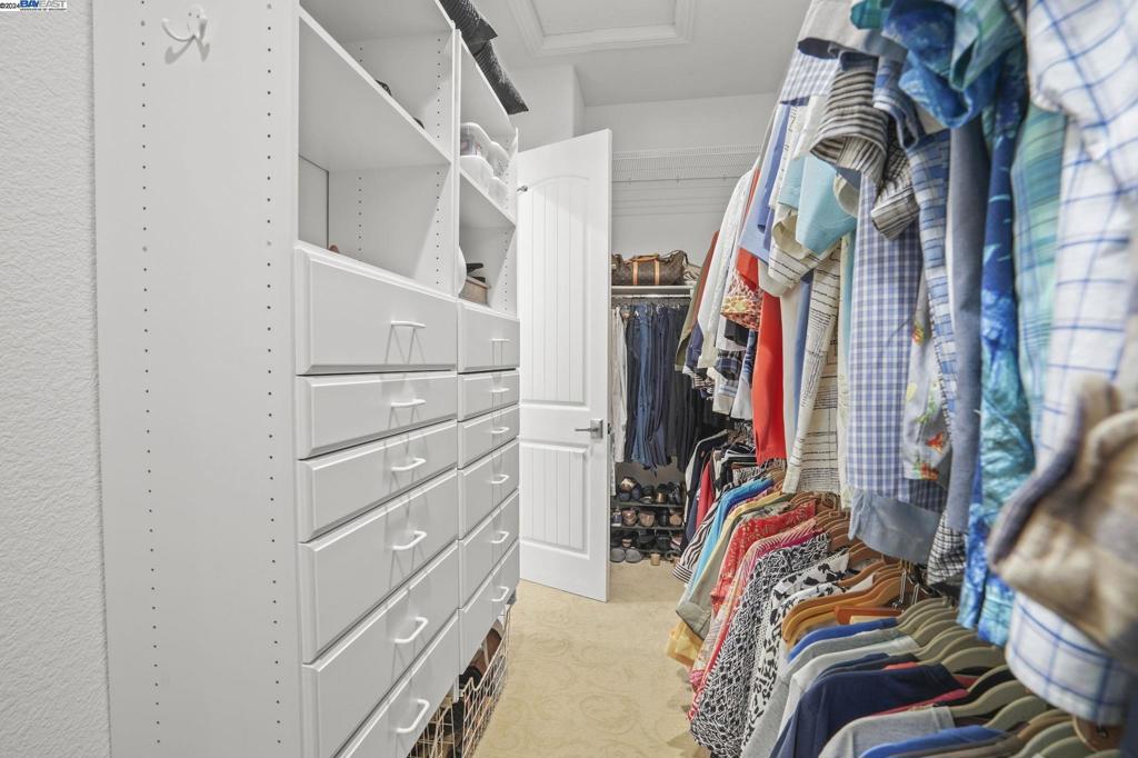 TRILOGY VINEYARDS - Residential