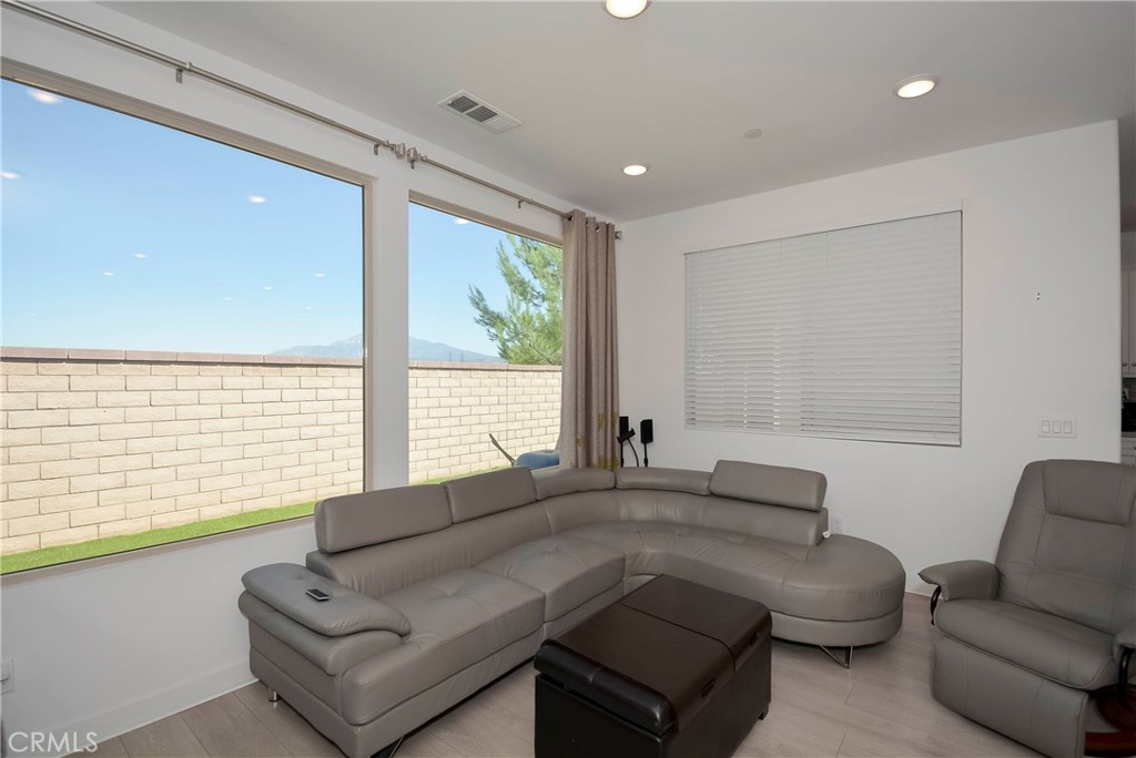 Altis - Residential