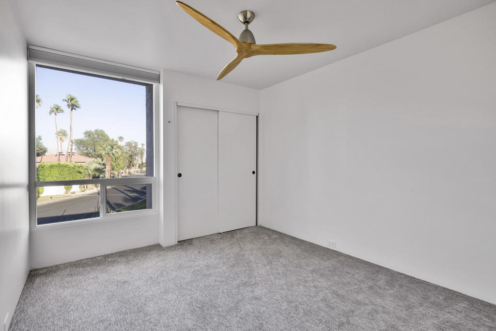 Palm Springs C.C. - Residential Lease