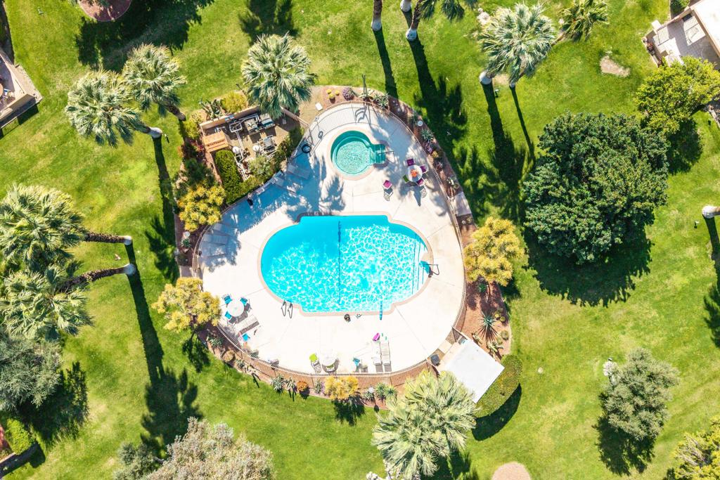 Palm Springs C.C. - Residential Lease