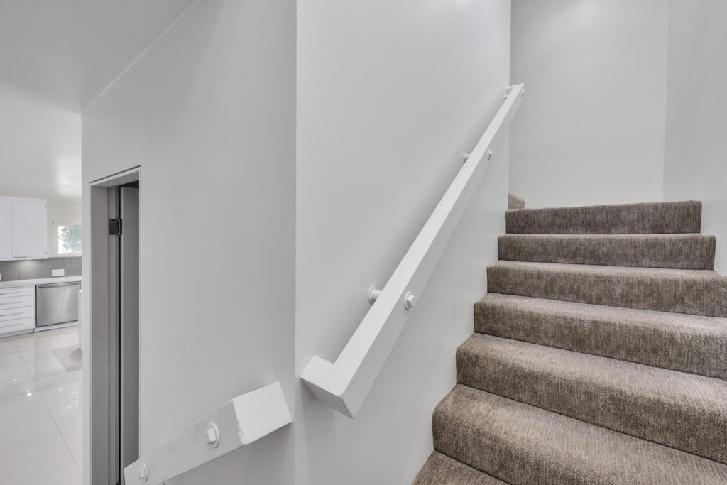 Palm Springs C.C. - Residential Lease
