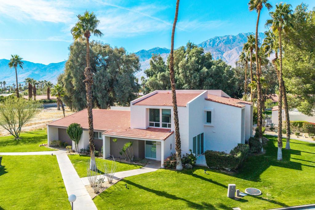 Palm Springs C.C. - Residential Lease