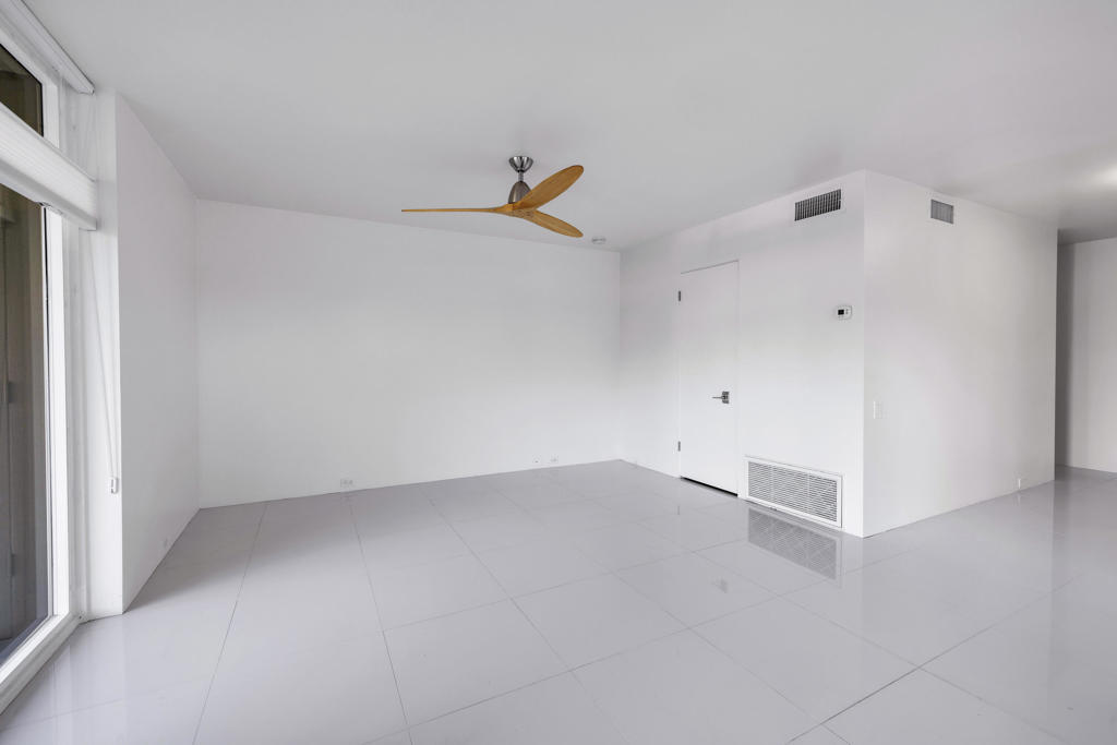 Palm Springs C.C. - Residential Lease