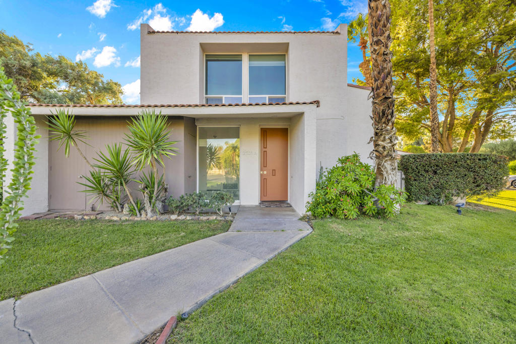 Palm Springs C.C. - Residential Lease