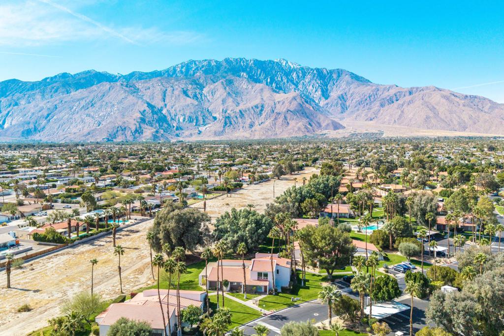 Palm Springs C.C. - Residential Lease