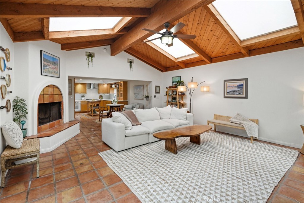 1140 Cadiz Court