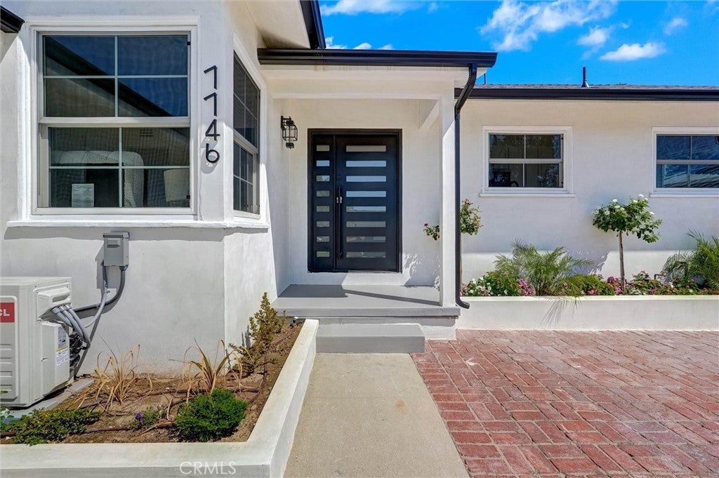 7746 Sunnybrae