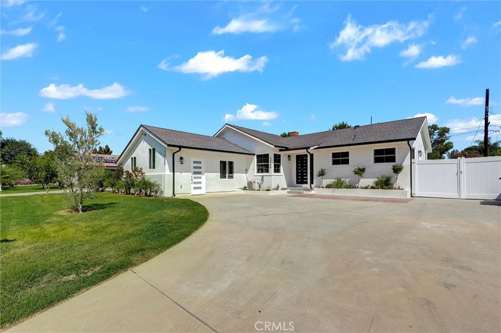7746 Sunnybrae