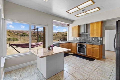 Tiny photo for 7252 Pecan Ave AVE, Moorpark, CA 93021 (MLS # SR26138027)