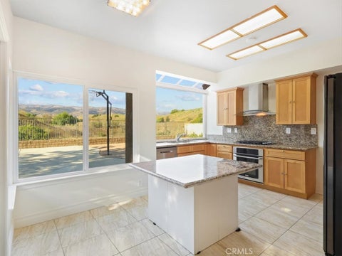 Tiny photo for 7252 Pecan Ave AVE, Moorpark, CA 93021 (MLS # SR26138027)