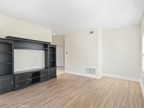 Tiny photo for 7252 Pecan Ave AVE, Moorpark, CA 93021 (MLS # SR26138027)