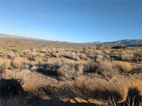 Photo of 0 Joshua Parcel #0432-032-06 Road, Lucerne Valley, CA 92356 (MLS # HD26028202)