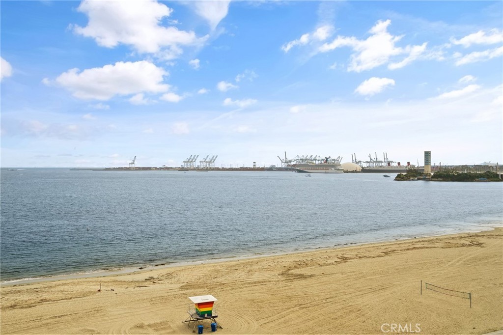 1750 E Ocean Boulevard 511