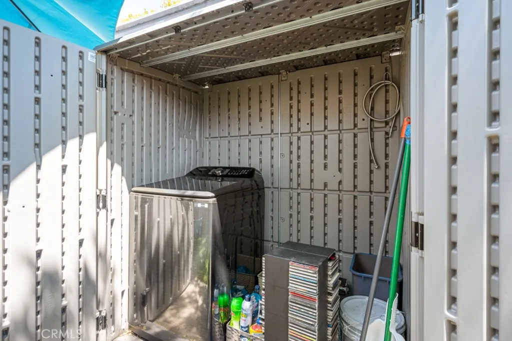 Torrance, California 90503, United States, 2 Bedrooms Bedrooms, ,1 BathroomBathrooms,Residential,Active,128507