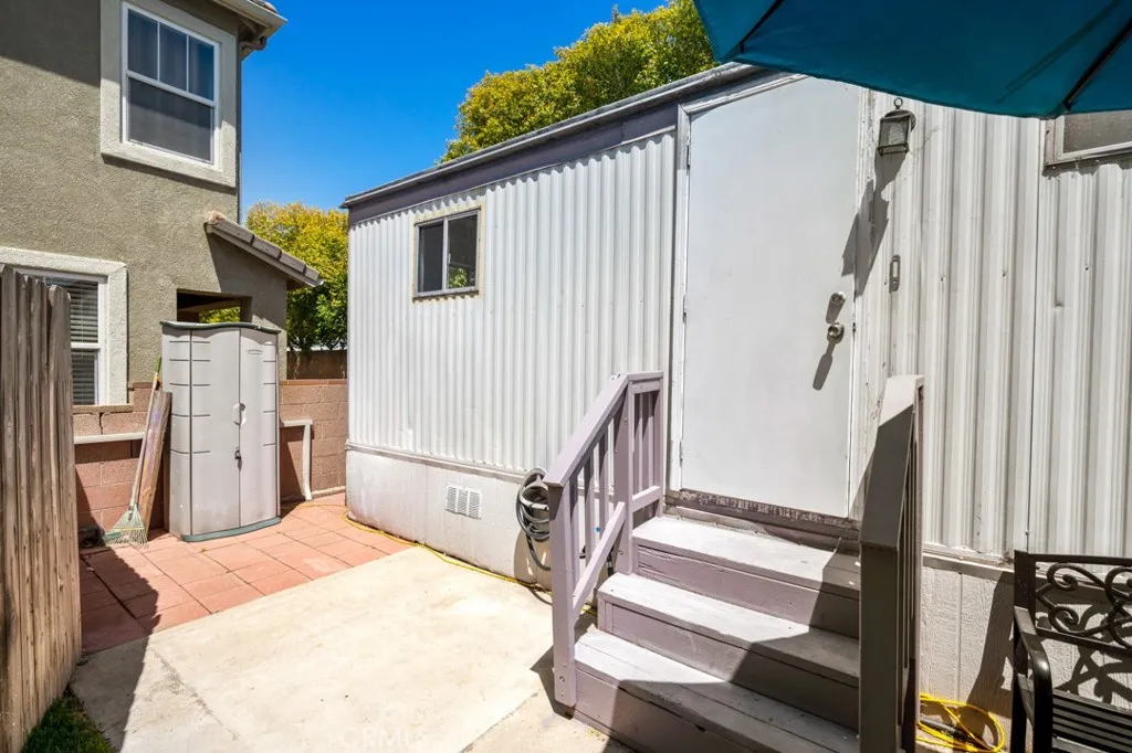 Torrance, California 90503, United States, 2 Bedrooms Bedrooms, ,1 BathroomBathrooms,Residential,Active,128507