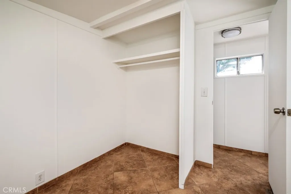 Torrance, California 90503, United States, 2 Bedrooms Bedrooms, ,1 BathroomBathrooms,Residential,Active,128507