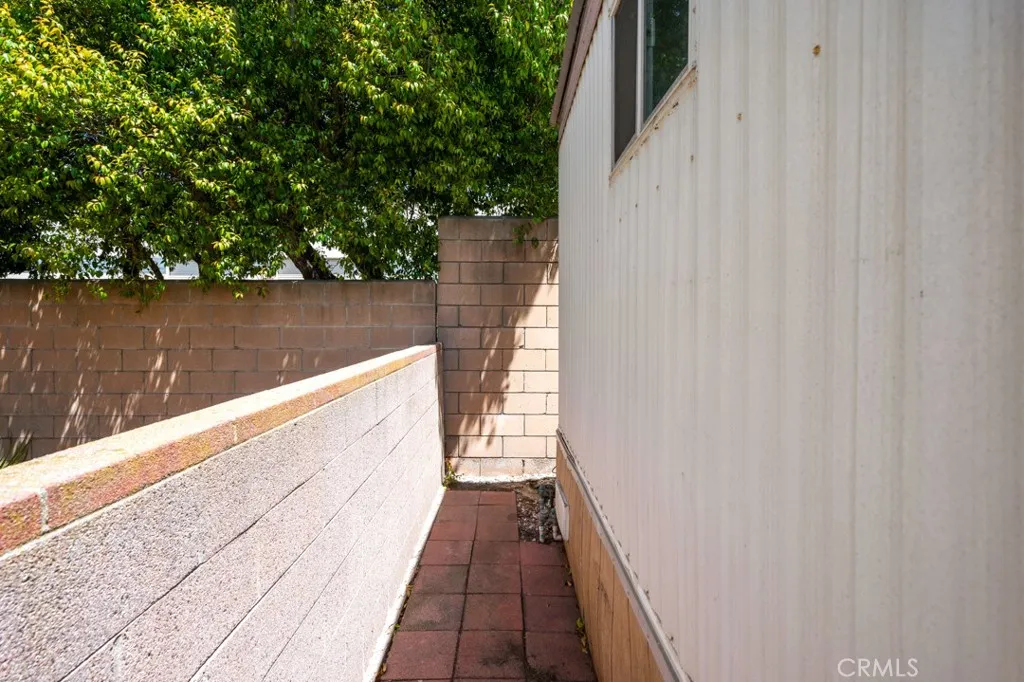 Torrance, California 90503, United States, 2 Bedrooms Bedrooms, ,1 BathroomBathrooms,Residential,Active,128507